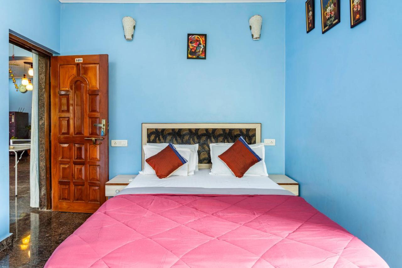 Last Minute Trip Hostel Morjim Bagian luar foto