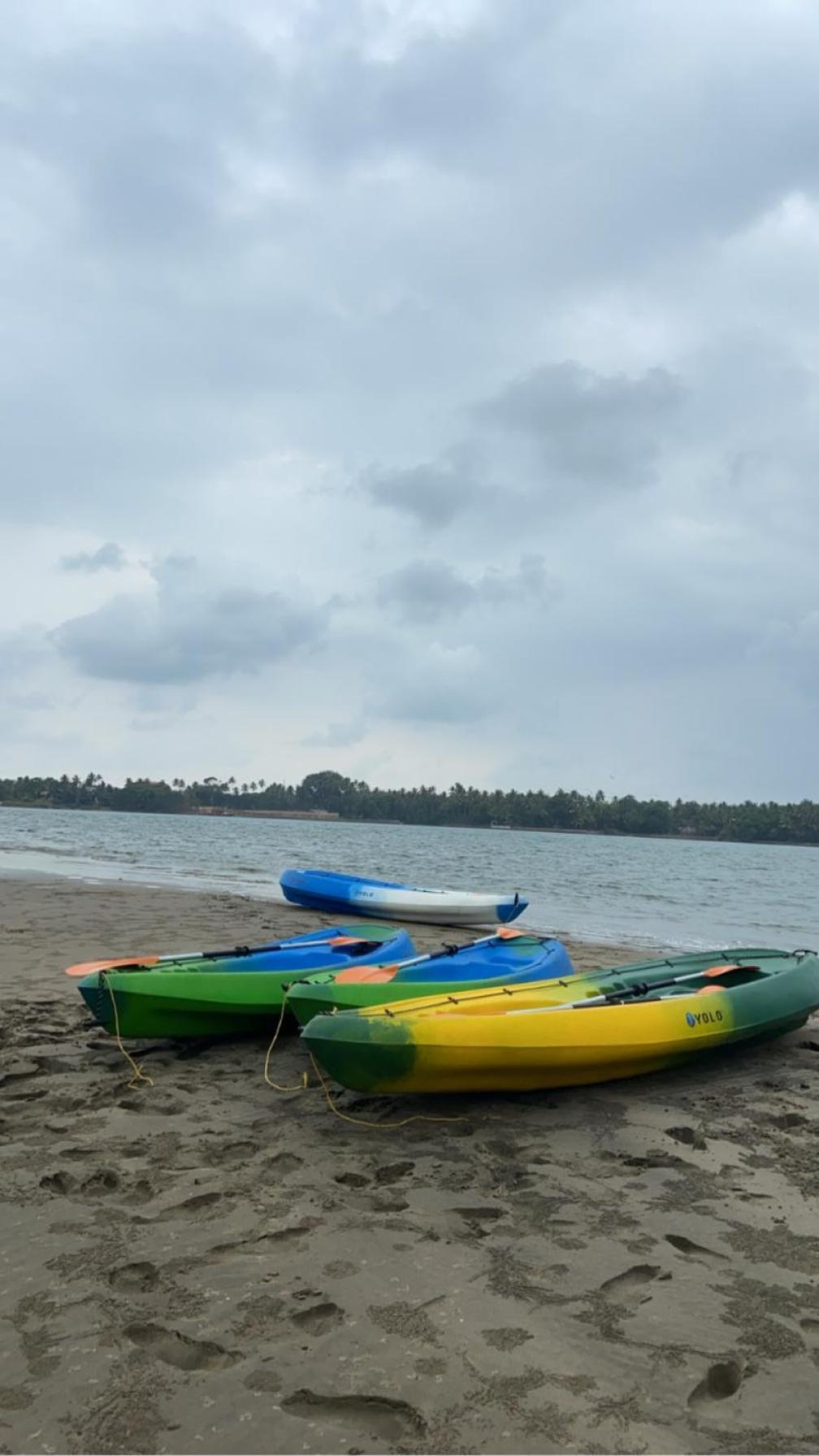 Last Minute Trip Hostel Morjim Bagian luar foto