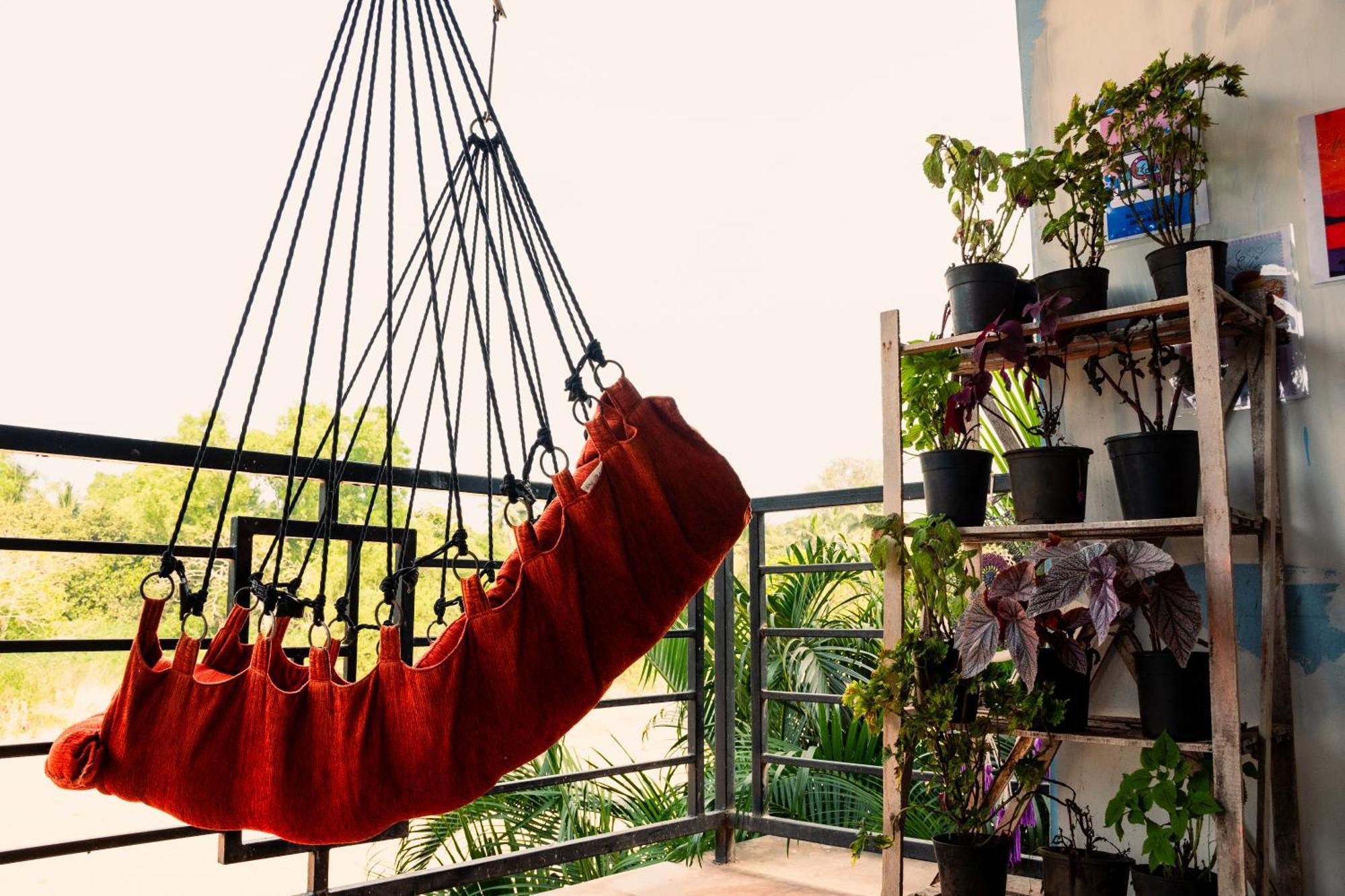 Last Minute Trip Hostel Morjim Bagian luar foto